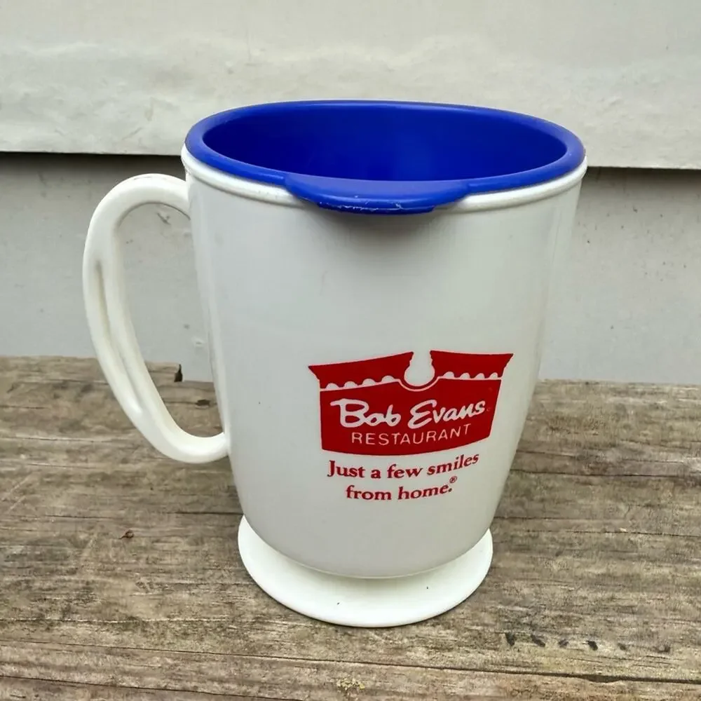 Vintage Chicago Cubs MLB Trip Sip Coffee Cup Bob Evans Promo Plastic
